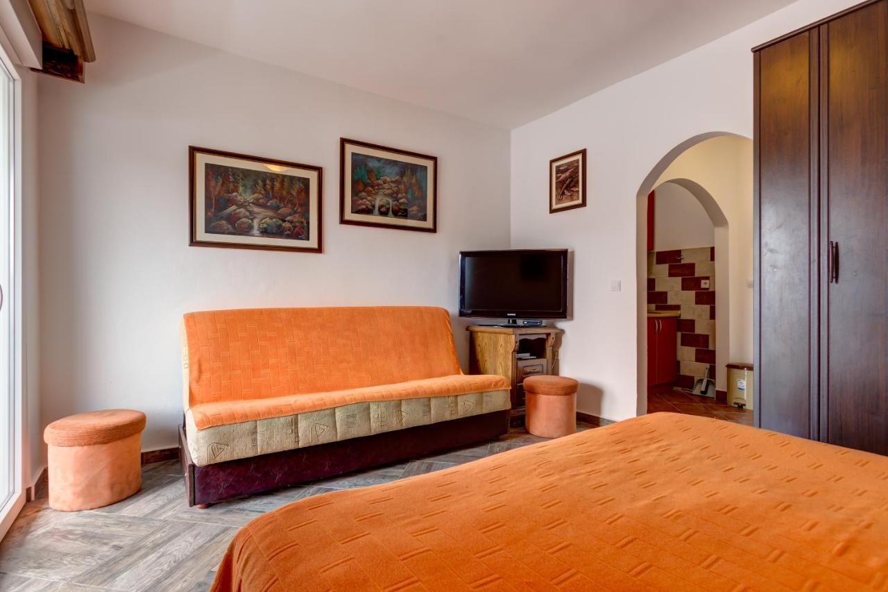 Sea Oasis Apartments - Milosevic Kotor Eksteriør billede